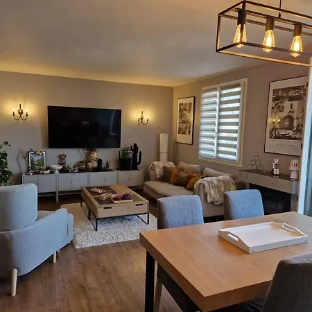 Le Victoria - Confort Apartmán *